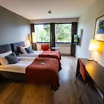 Hurdalsjoen & 4*