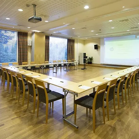 Hurdalsjoen & Hotel 4*