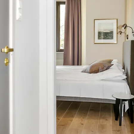 Hurdalsjoen & Hotel 4*