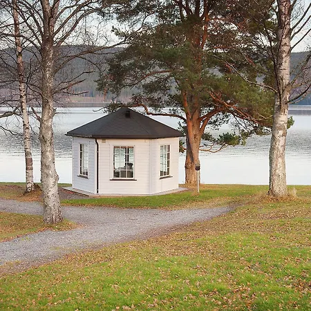 Hurdalsjoen & Hotel 4*