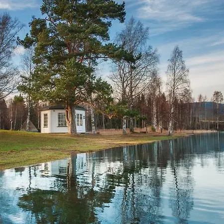 Hurdalsjoen & Hotel 4*
