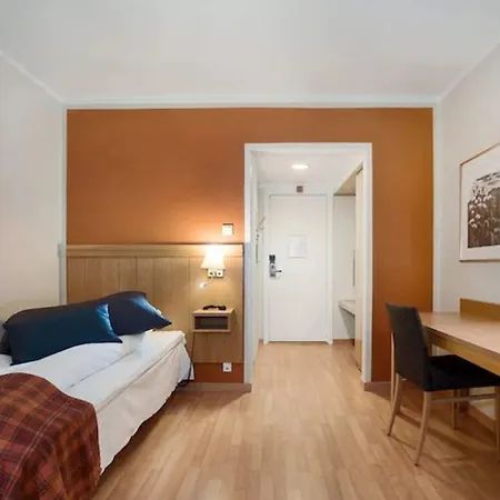 Hurdalsjoen & فندق 4*