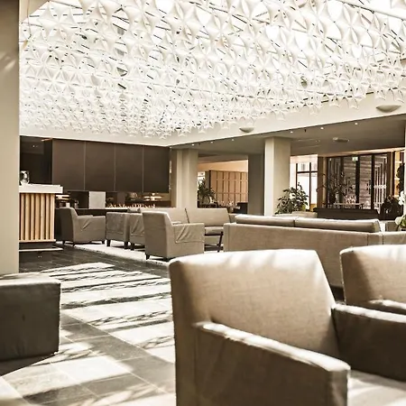 Hurdalsjoen & Hotel 4*